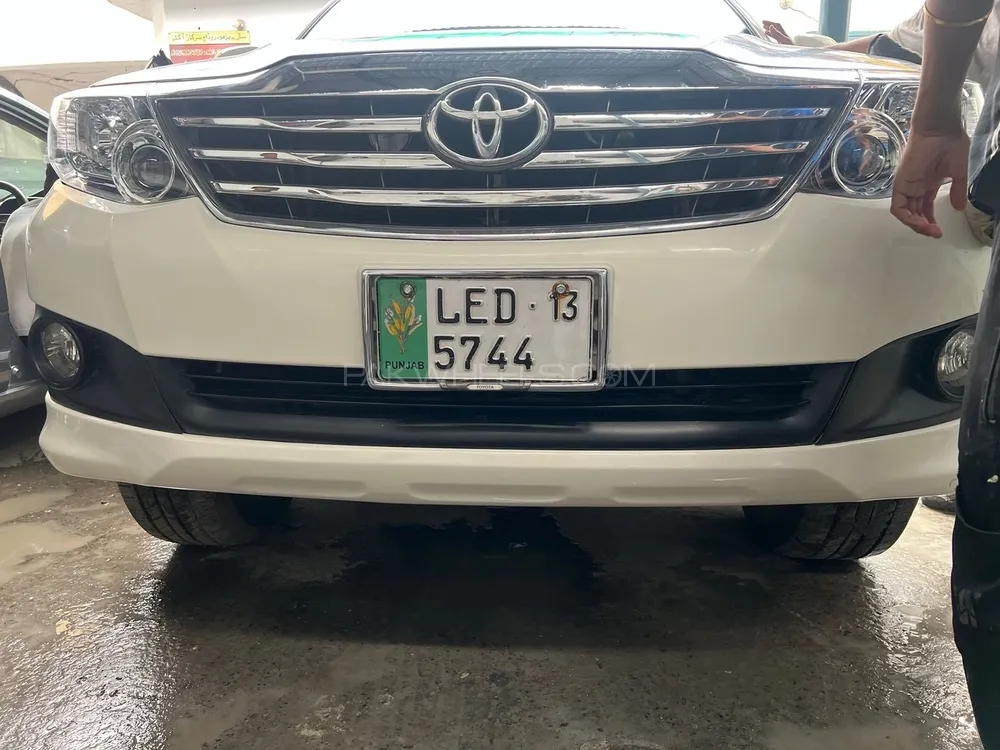 Toyota Fortuner 2013 for Sale in Lahore Image-1