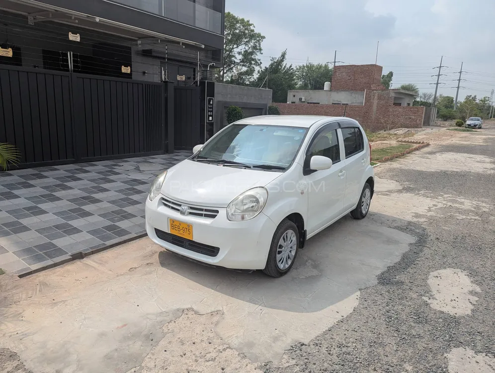 Toyota Passo 2012 for Sale in Multan Image-1