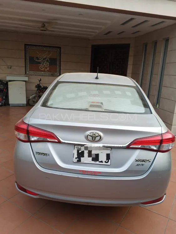 Toyota Yaris Sedan 2020 for Sale in Lahore Image-1