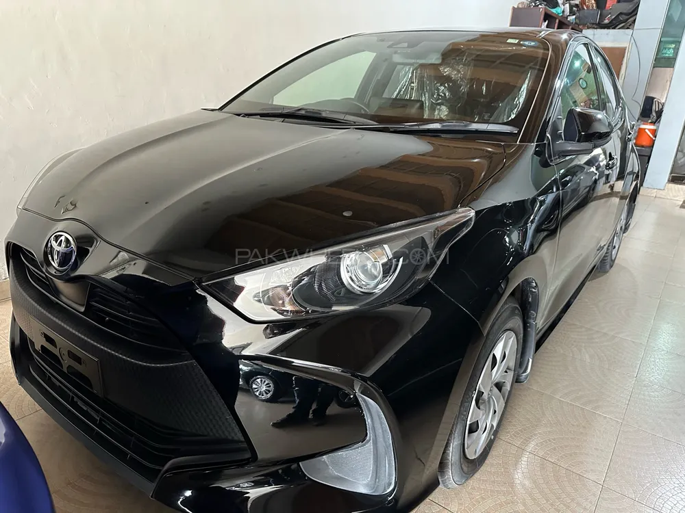 Toyota Yaris Hatchback 2021 for Sale in Lahore Image-1