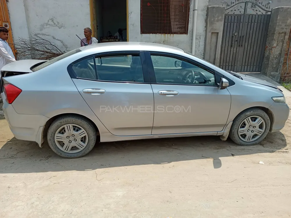 Honda City 2016 for Sale in Jauharabad Image-1