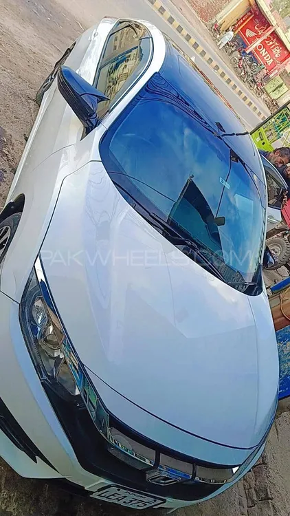 Honda Civic 2018 for Sale in Raiwind Image-1