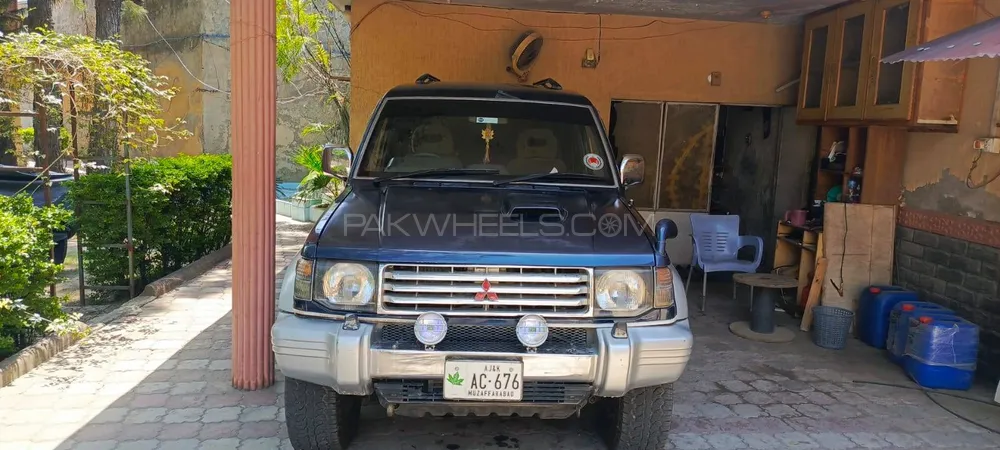 مٹسوبیشی پجیرو 1994 for Sale in ہری پور Image-1