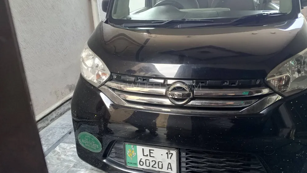 Nissan Dayz Roox 2014 for Sale in Lahore Image-1