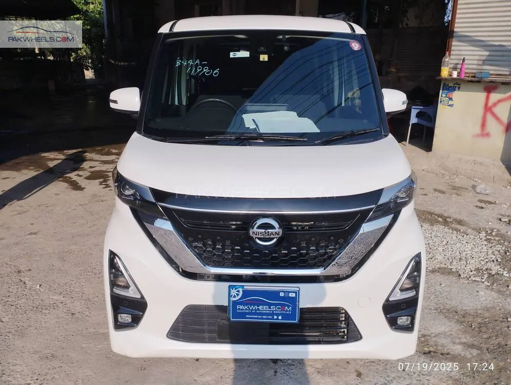Nissan Roox 2022 for Sale in Peshawar Image-1