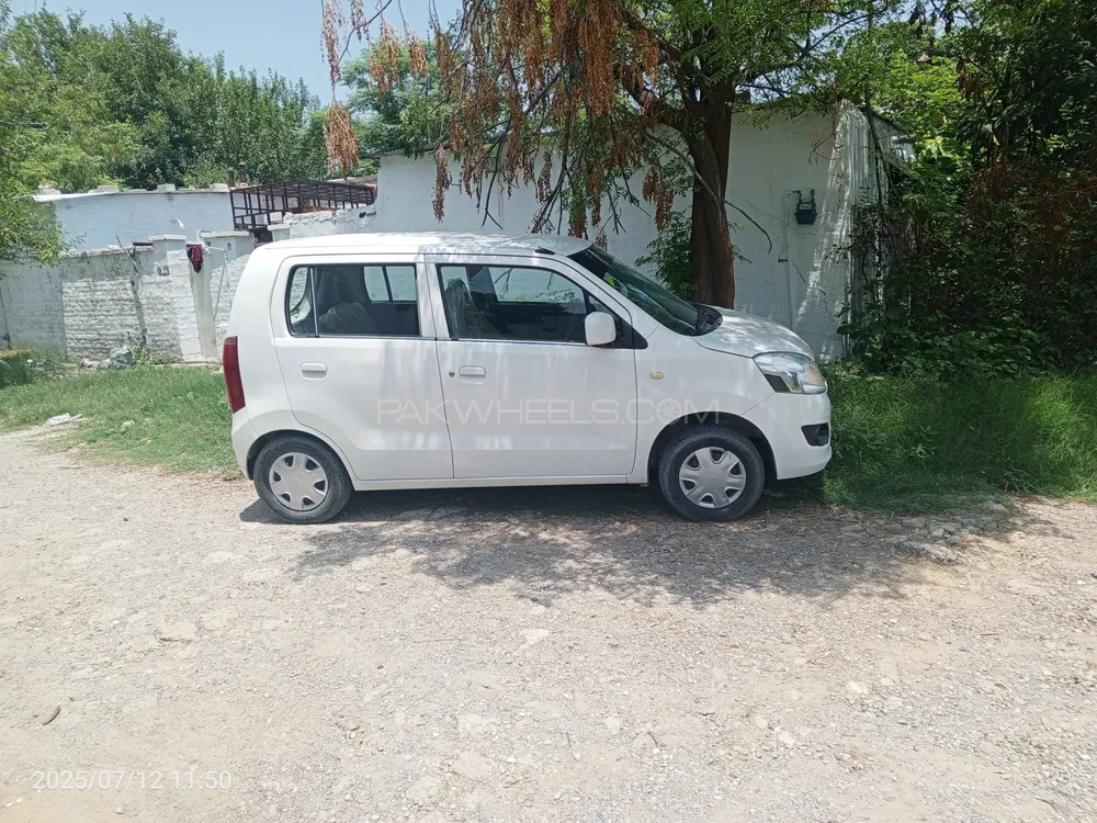 Suzuki Wagon R 2017 for Sale in Wah cantt Image-1