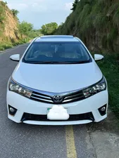 Toyota Corolla Altis Grande CVT-i 1.8 2015 for Sale
