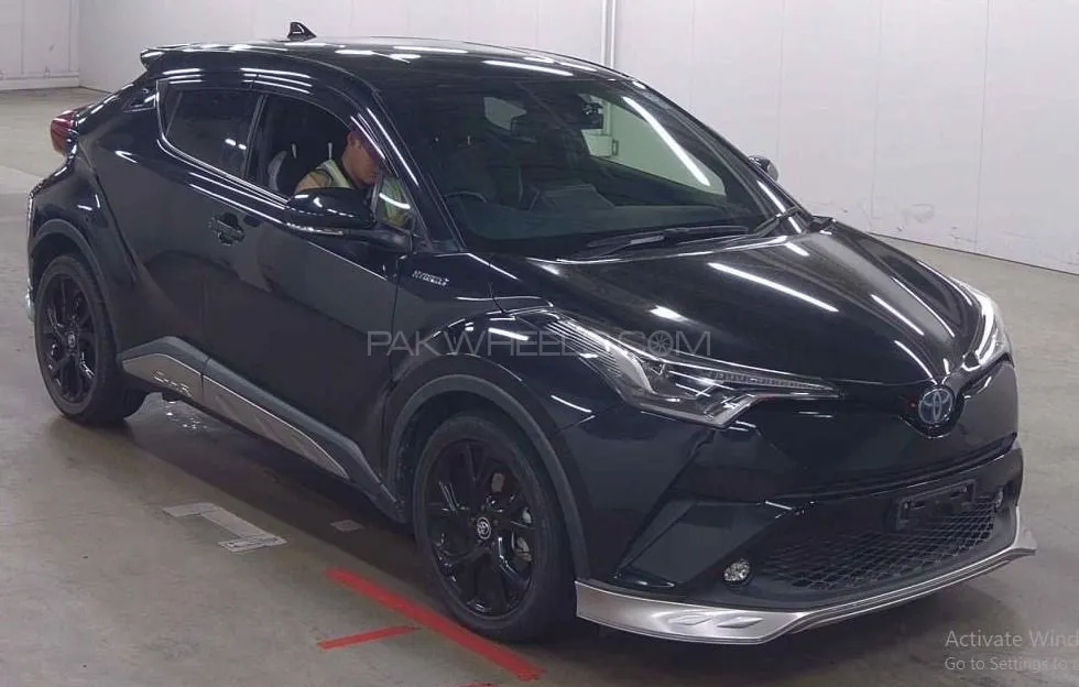 Toyota C-HR 2019 for Sale in Islamabad Image-1
