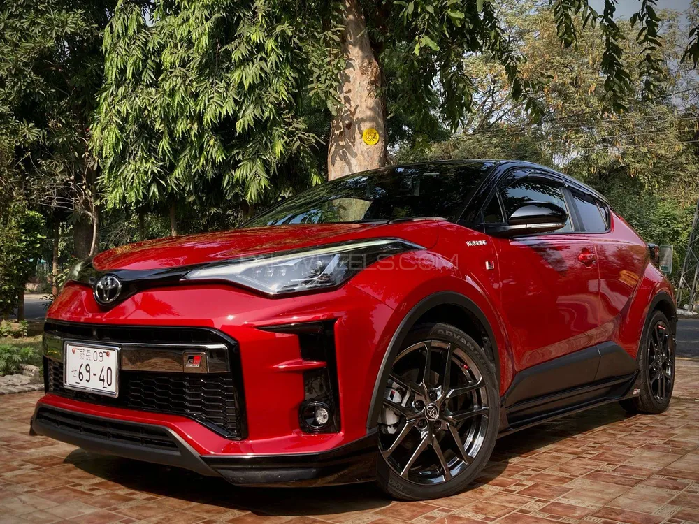 Toyota C-HR 2019 for Sale in Sialkot Image-1