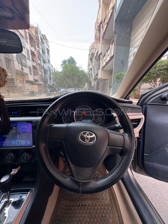 Toyota Corolla 2016 for Sale in Karachi Image-1
