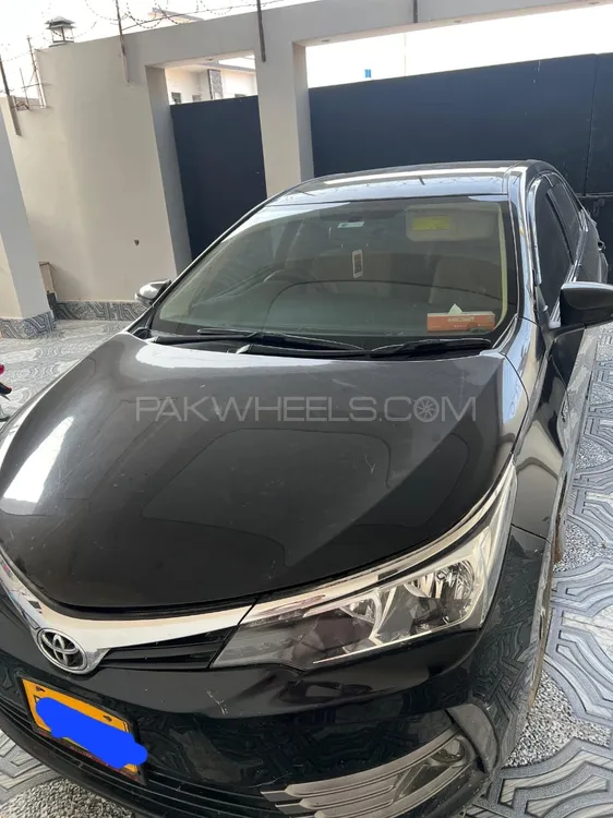 Toyota Corolla 2018 for Sale in Karachi Image-1