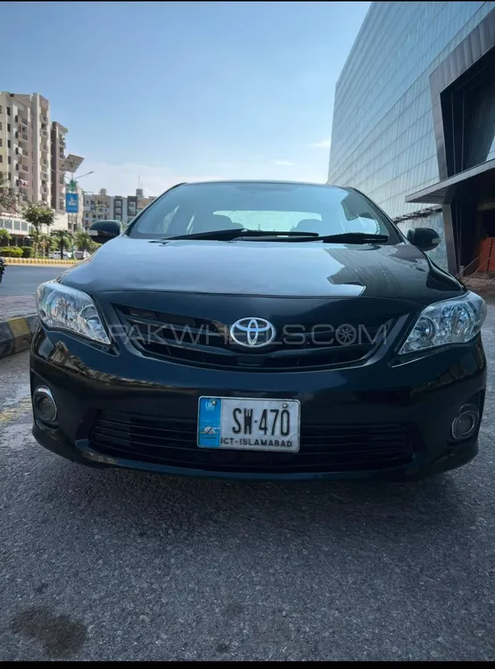 Toyota Corolla 2011 for Sale in Islamabad Image-1
