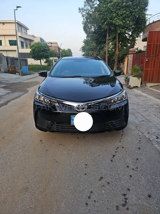 Toyota Corolla 2018 for Sale in Islamabad Image-1