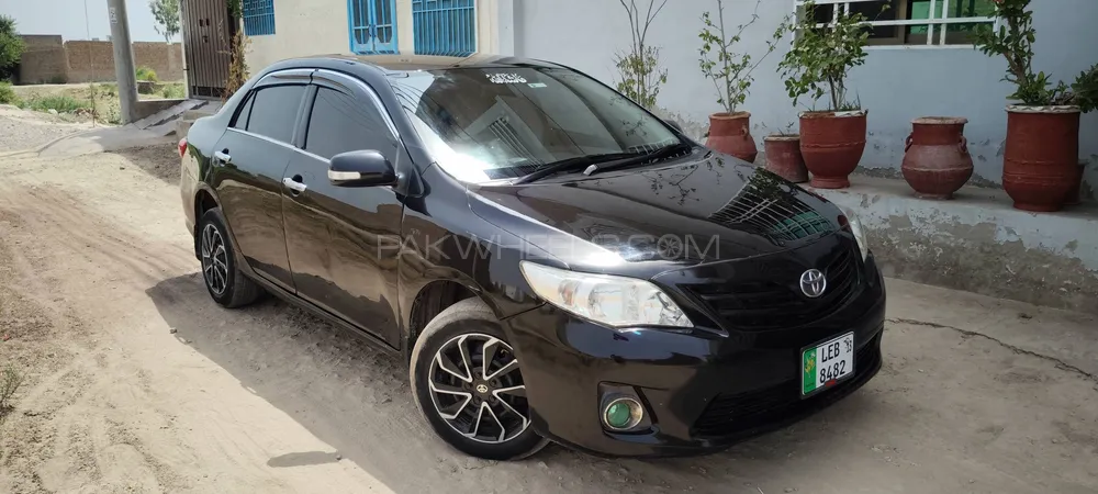Toyota Corolla 2013 for Sale in Toba Tek Singh Image-1