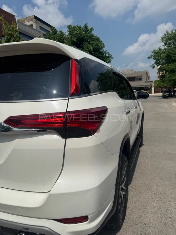 Toyota Fortuner 2018 for Sale in Lahore Toyota Fortuner 2018 for Sale in Lahore Image-4
