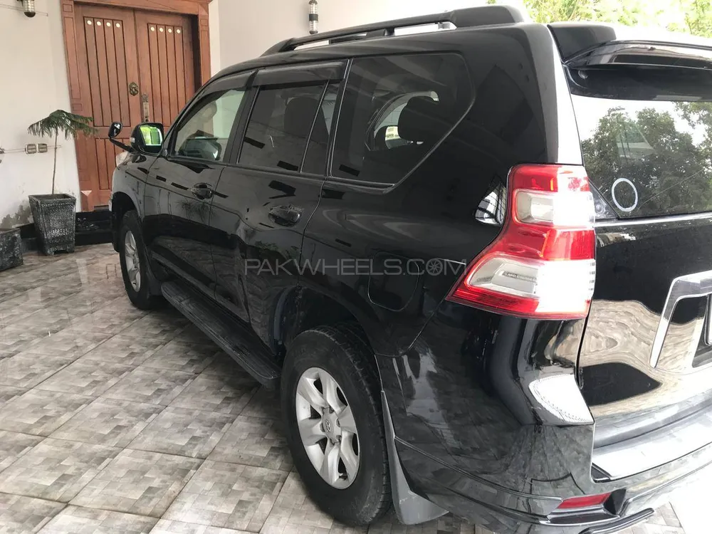 Toyota Prado 2012 for Sale in Lahore Image-1