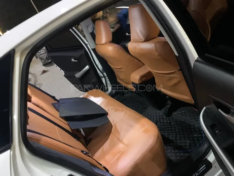 Toyota Prius 2014 for Sale in Hyderabad Image-1