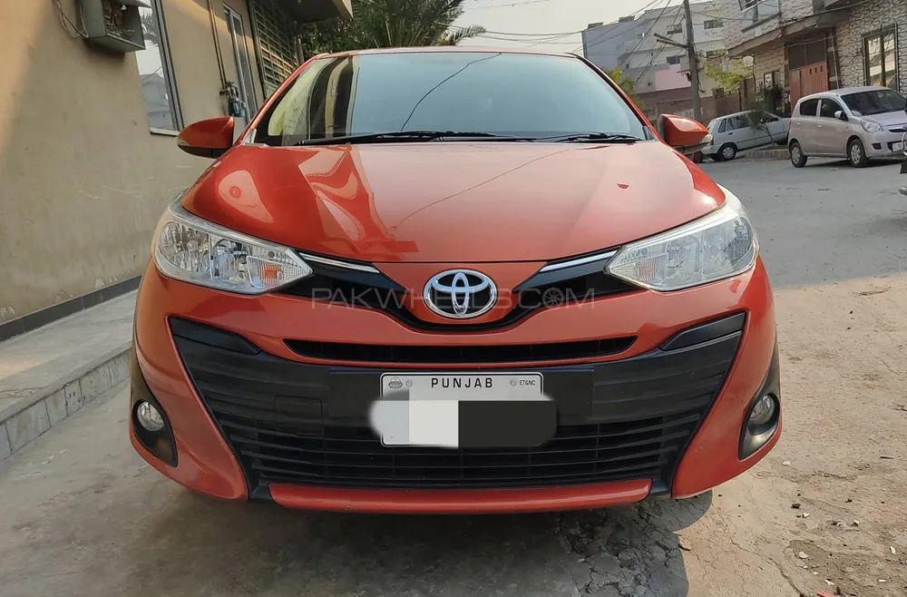 Toyota Yaris Sedan 2020 for Sale in Lahore Image-1