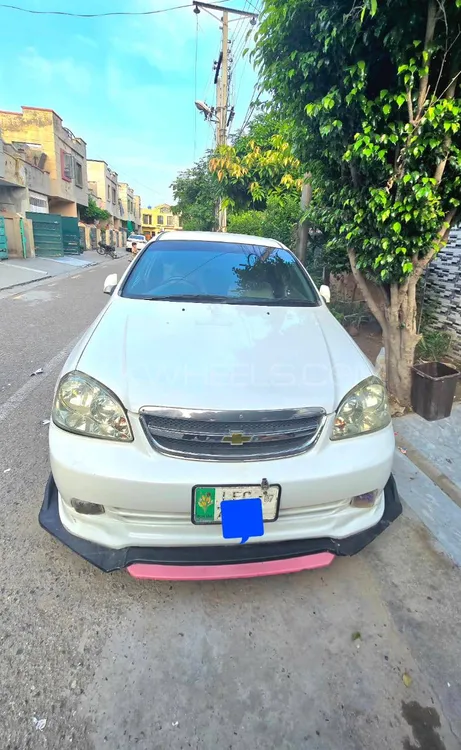 Chevrolet Optra 2007 for Sale in Lahore Image-1