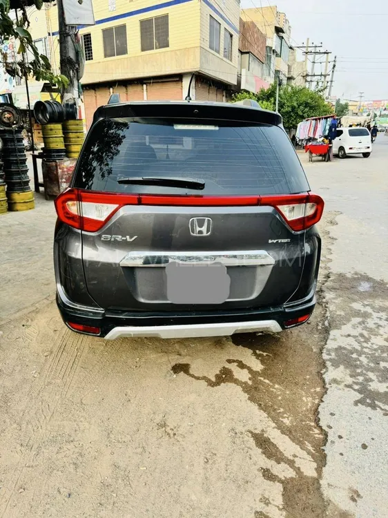 Honda BR-V 2017 for Sale in Mian Channu Image-1