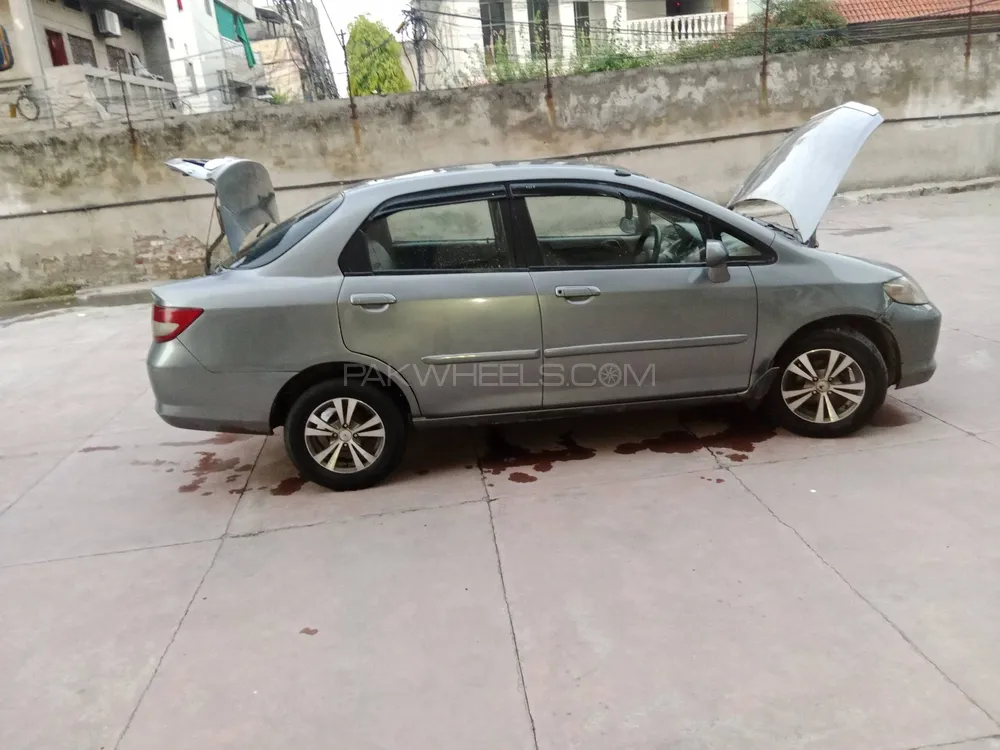 Honda City 2004 for Sale in Lahore Image-1
