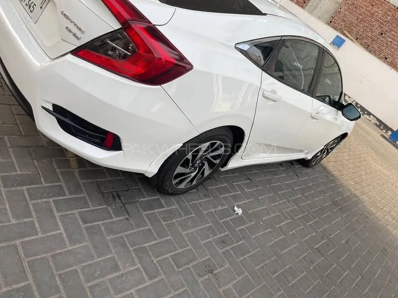 Honda Civic 2017 for Sale in Lahore Image-1