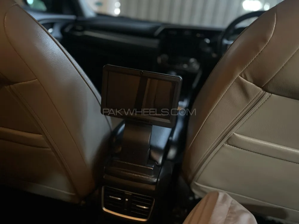 Honda Civic 2018 for Sale in Lahore Image-1