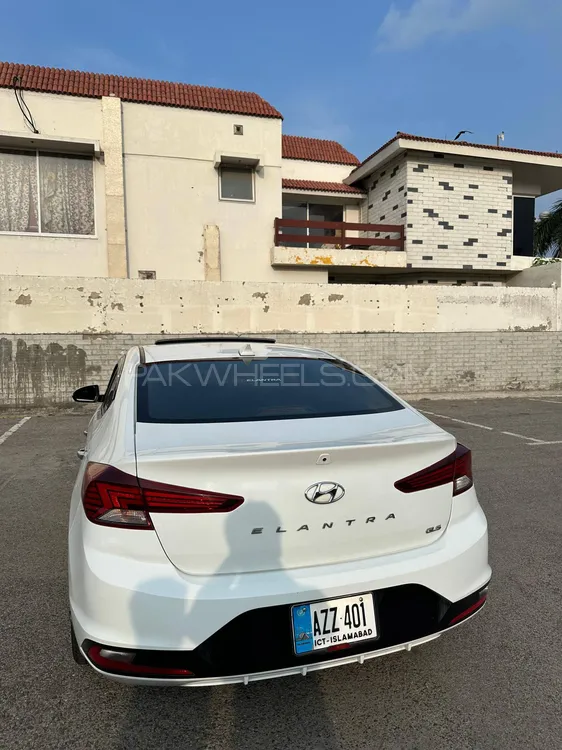Hyundai Elantra 2022 for Sale in Lahore Image-1