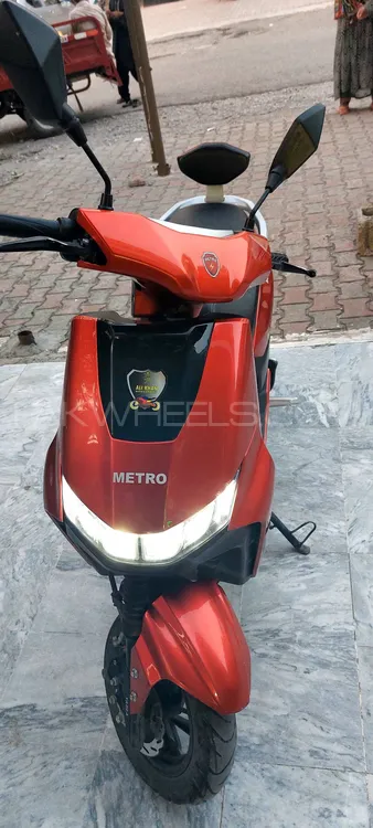 میٹرو T9 2024 for Sale Image-1