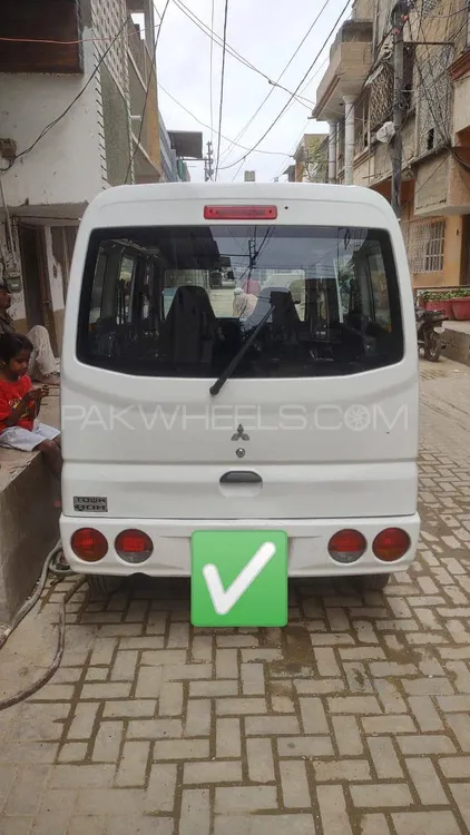 Mitsubishi Other 2011 for Sale in Karachi Image-1