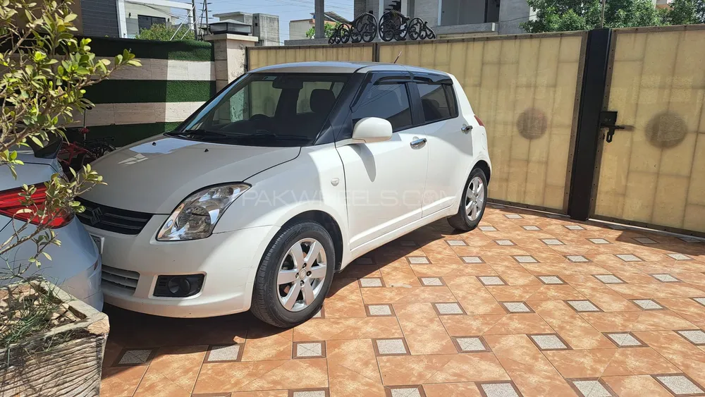 سوزوکی سوئفٹ 2013 for Sale in سیالکوٹ Image-1