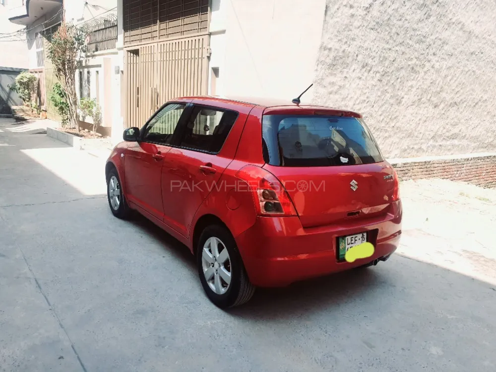 Suzuki Swift 2015 for Sale in Lahore Image-1