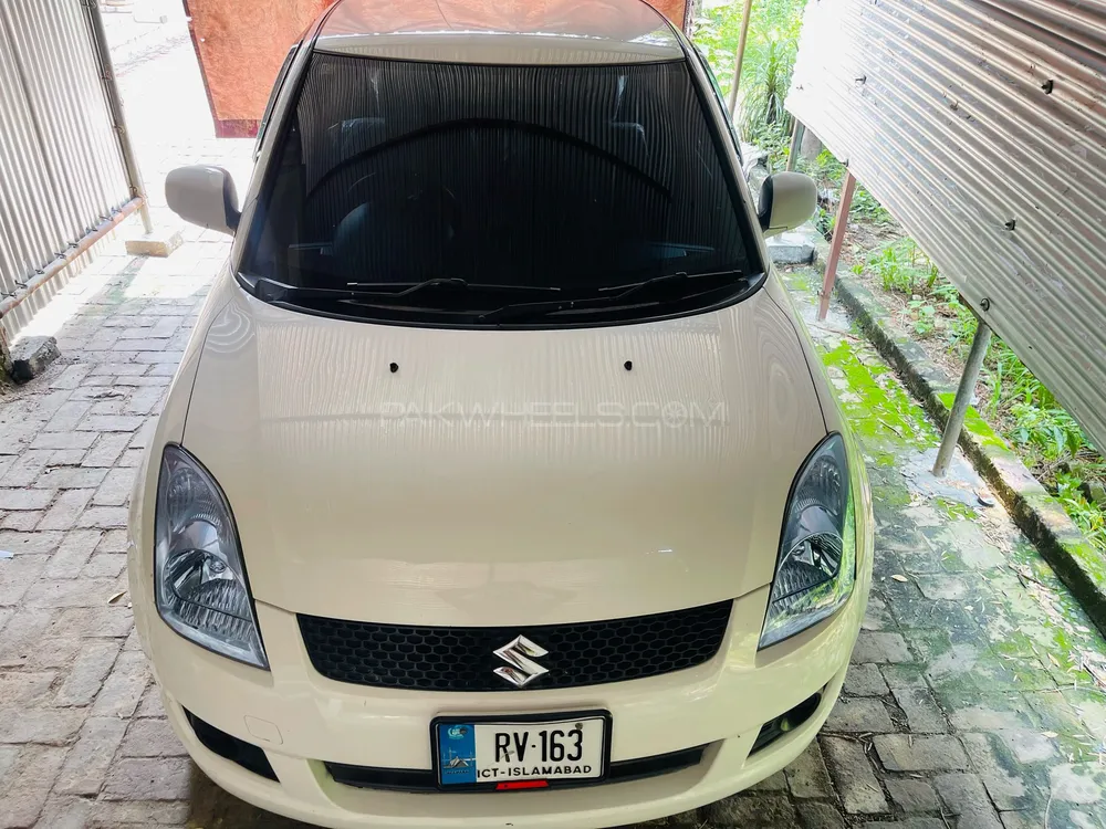 Suzuki Swift 2011 for Sale in Haripur Image-1