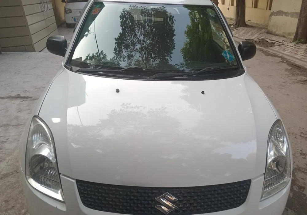 Suzuki Swift 2012 for Sale in Lahore Image-1
