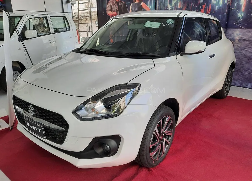 Suzuki Swift 2025 for Sale in Karachi Image-1