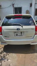 Toyota Corolla Fielder Hybrid 2015 for Sale