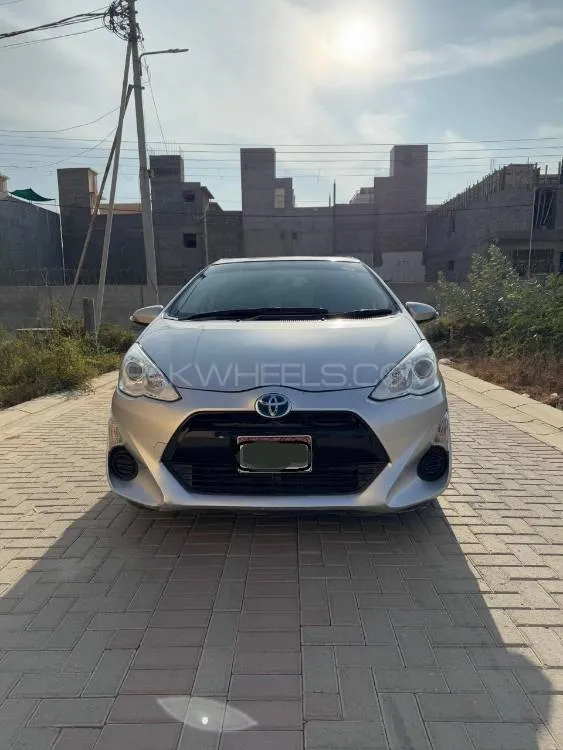 Toyota Aqua 2016 for Sale in Karachi Image-1