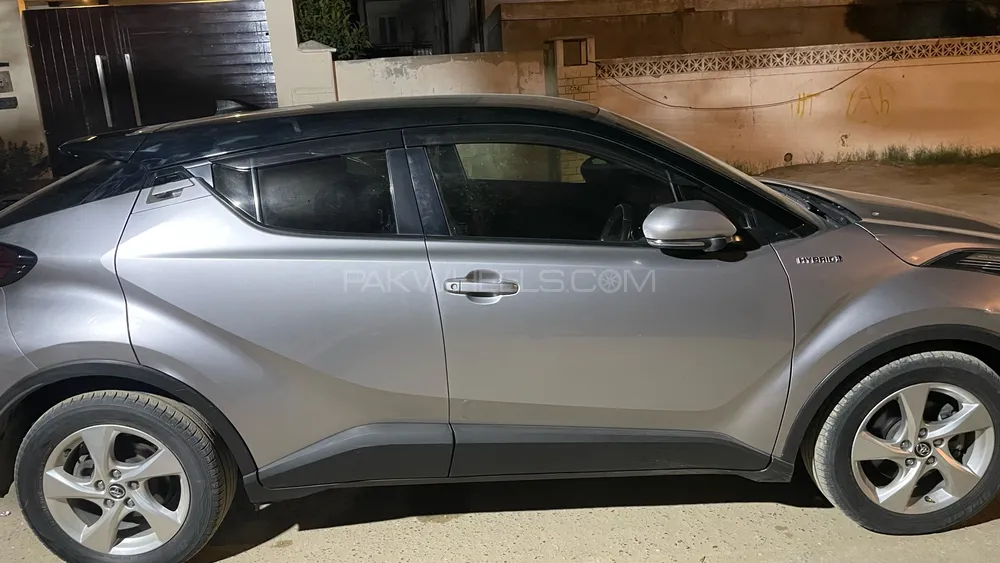 Toyota C-HR 2019 for Sale in Karachi Image-1