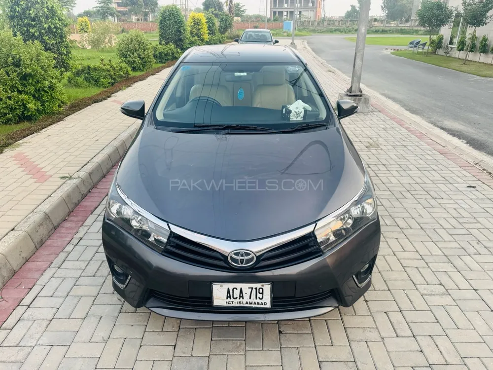 Toyota Corolla 2016 for Sale in Lahore Image-1