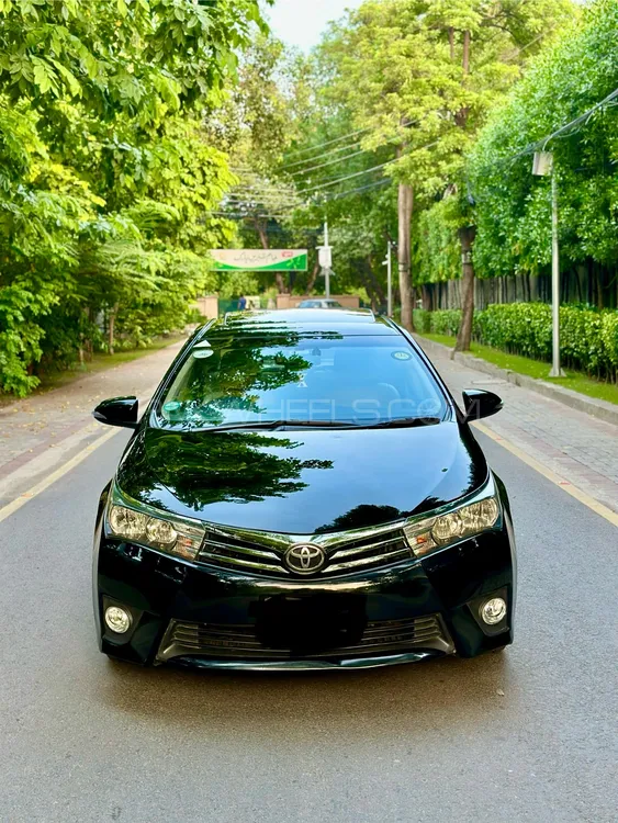 Toyota Corolla 2015 for Sale in Lahore Image-1