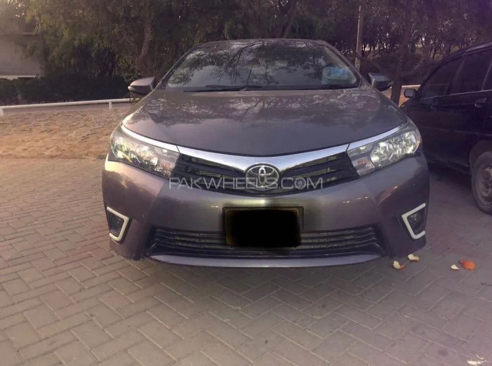 Toyota Corolla 2016 for Sale in Karachi Image-1