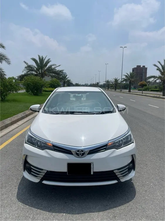 Toyota Corolla 2020 for Sale in Lahore Image-1
