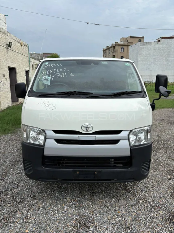 Toyota Hiace 2020 for Sale in Gujranwala Image-1