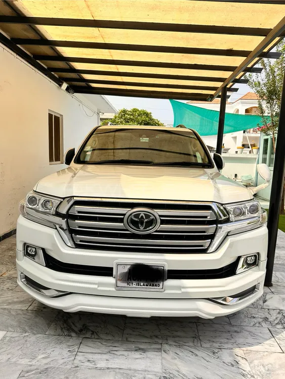 Toyota Land Cruiser 2016 for Sale in Islamabad Image-1