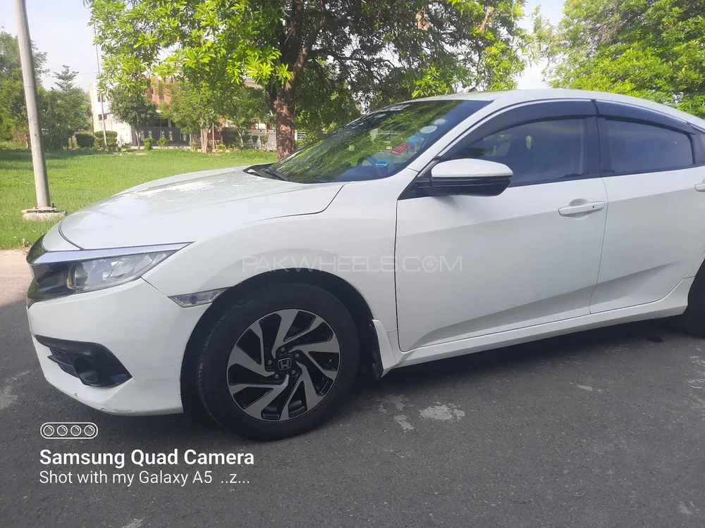 Honda Civic 2016 for Sale in Faisalabad Image-1