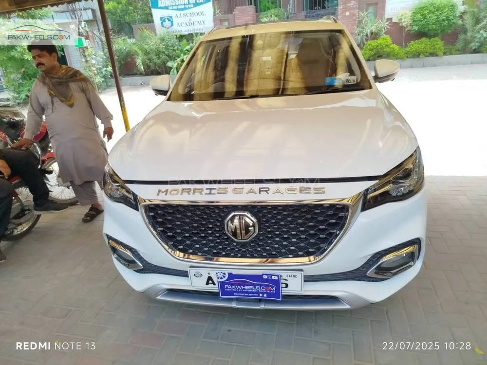 MG HS 2024 for Sale in Faisalabad Image-1