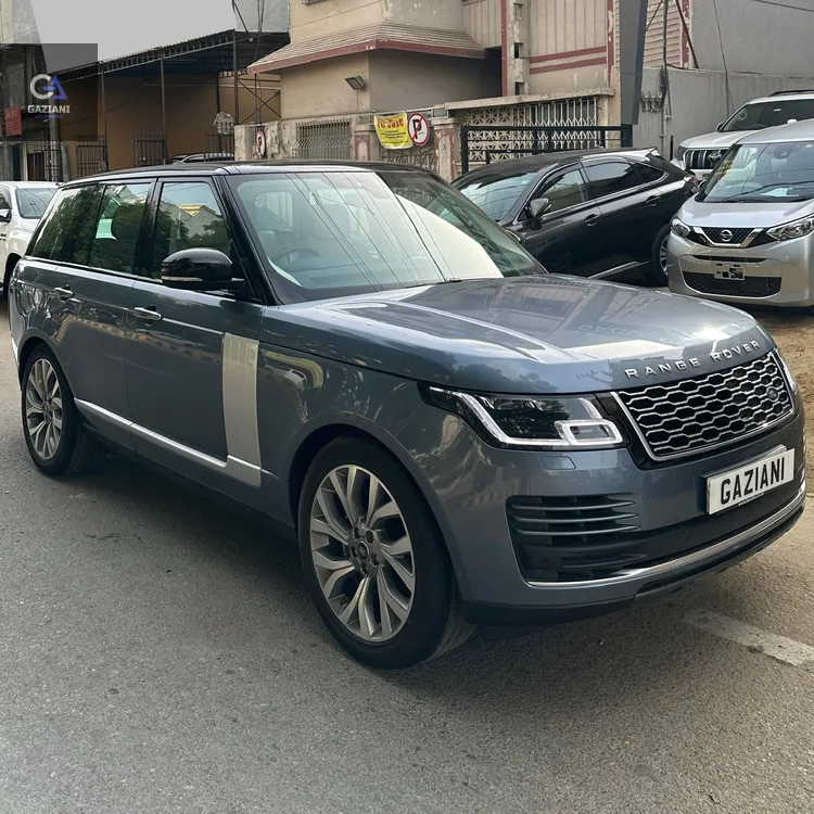 Range Rover Vogue 2018 for Sale in Karachi Image-1