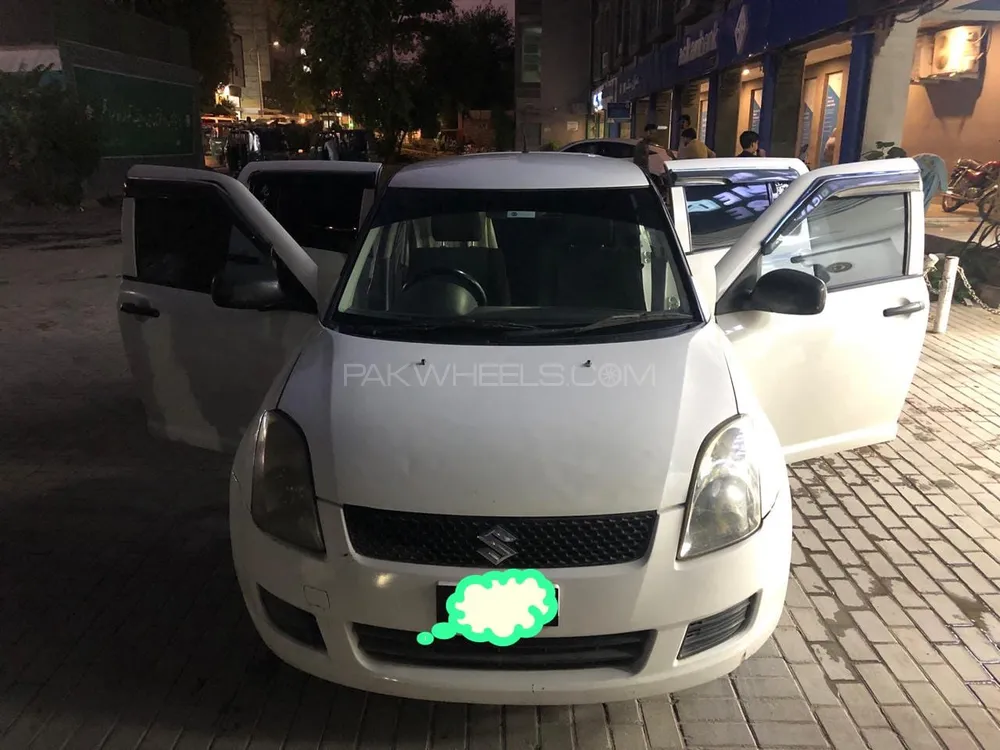 Suzuki Swift 2010 for Sale in Peshawar Image-1