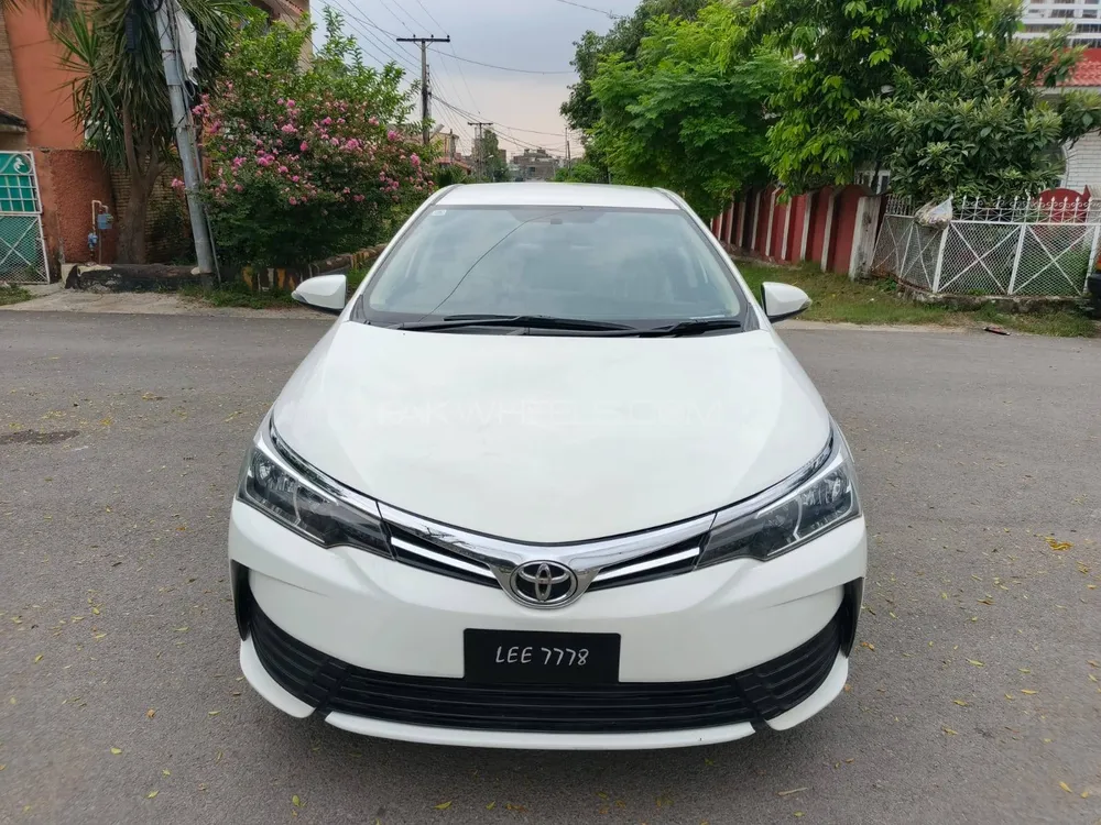 Toyota Corolla 2019 for Sale in Islamabad Image-1