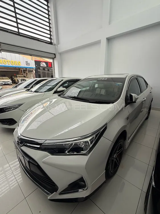 Toyota Corolla 2017 for Sale in Peshawar Image-1